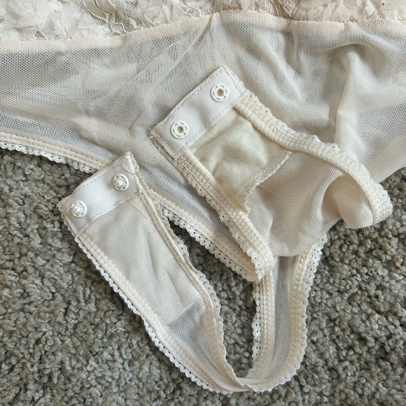 NWOT Free People 2 Haute 2 Handle Bodysuit - Picture 8 of 10